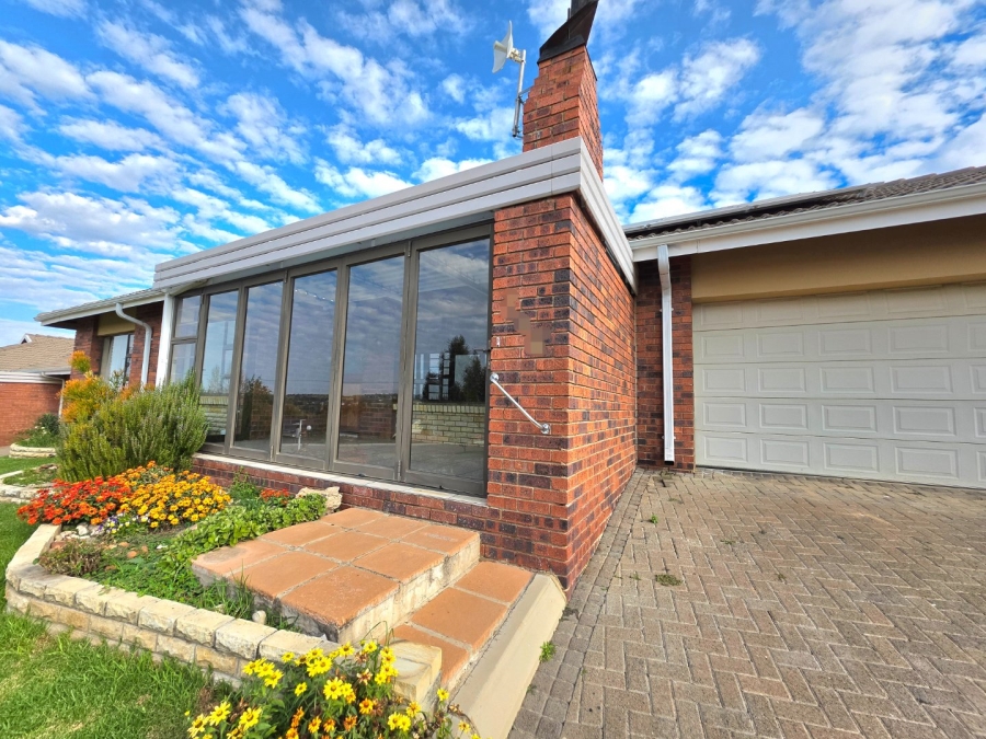 To Let 3 Bedroom Property for Rent in Eureka Free State